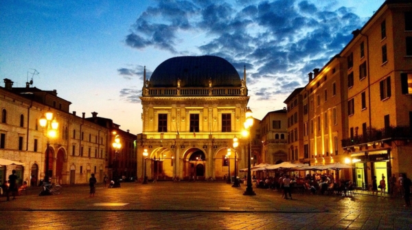 piazza della loggia brescia hotel B&B appartamenti capitolium ad