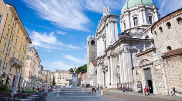 piazza Paolo VI brescia hotel B&B appartamenti capitolium ad